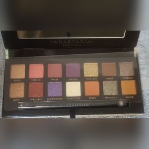 Anastasia Beverly Hills Eyeshadow Palette - Pink, Purple, Gold, Orange